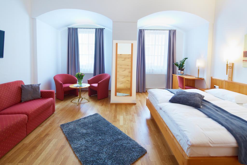 Rathauskeller Melk Hotel Værelse billede