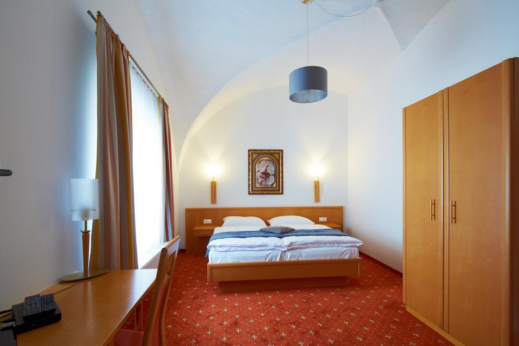Rathauskeller Melk Hotel Eksteriør billede