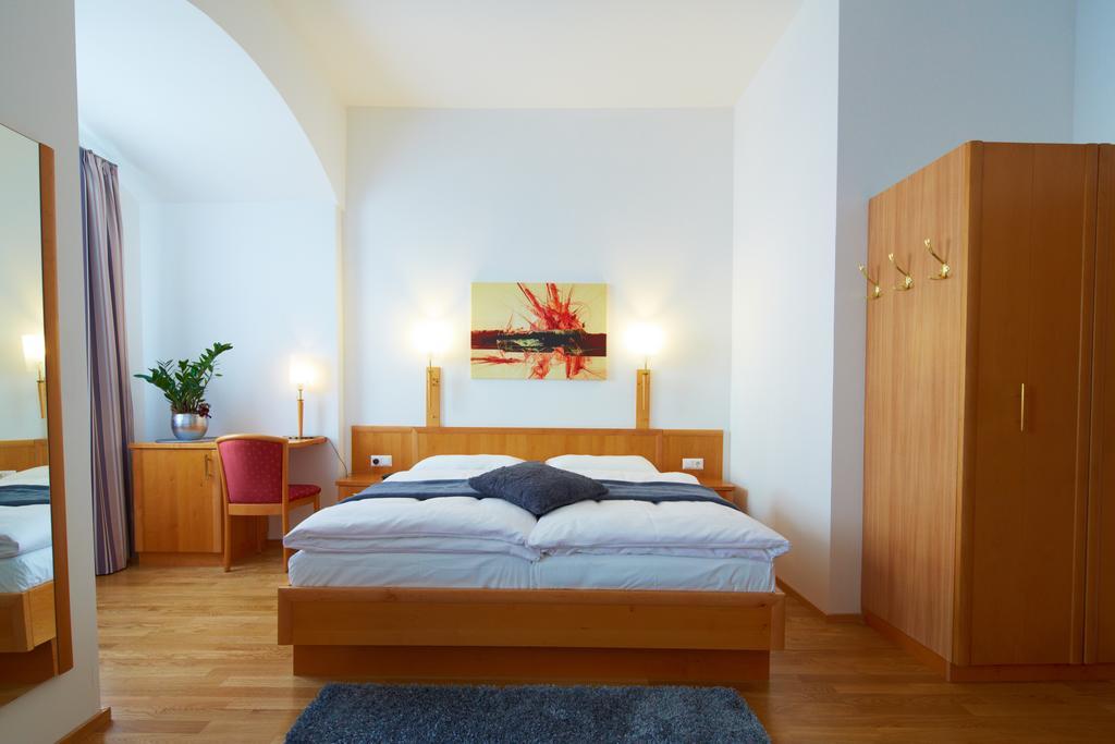 Rathauskeller Melk Hotel Eksteriør billede